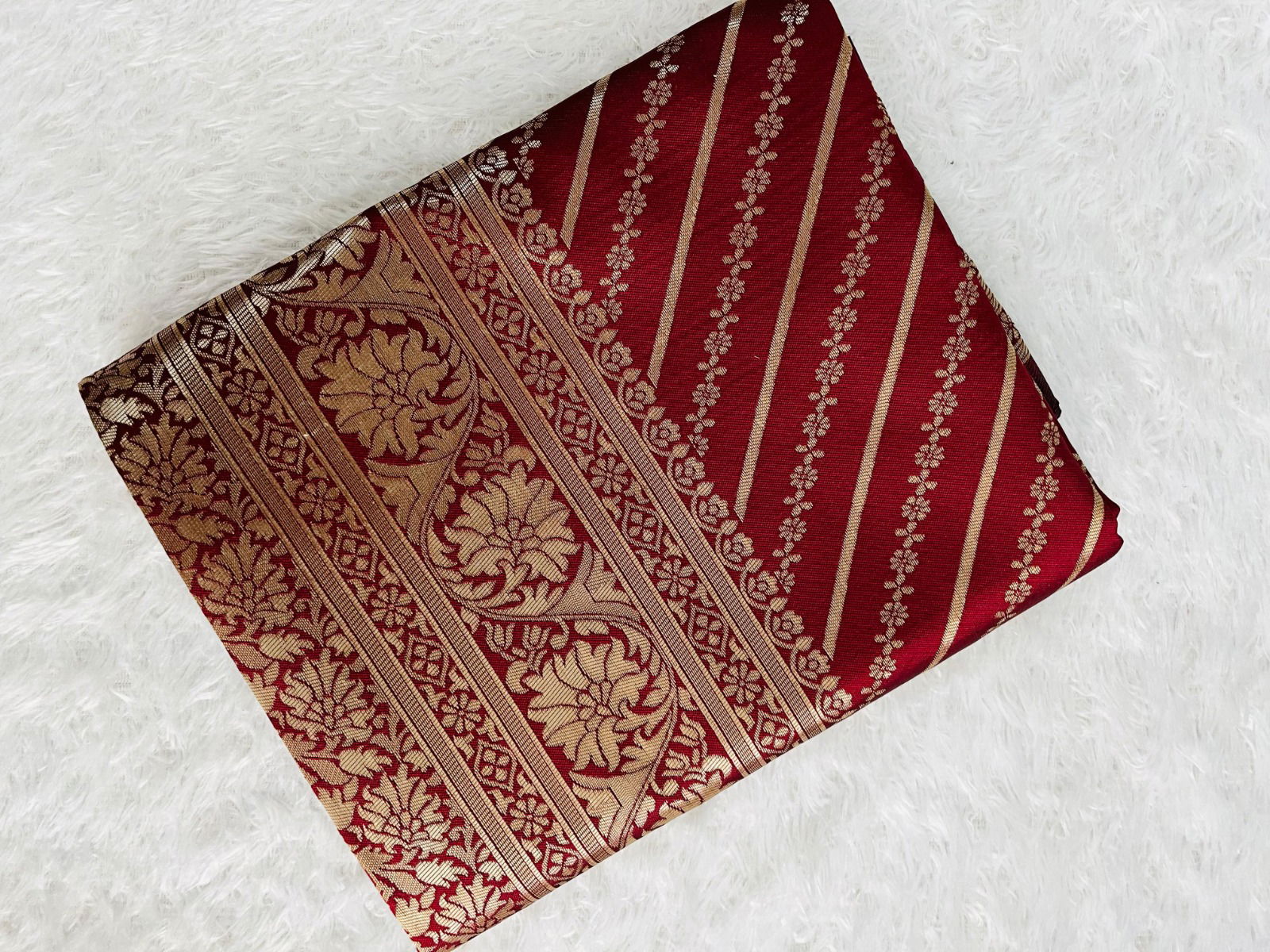 AD 1556 Designer Soft Banarasi Silk Sarees Wholesale Shop In Surat